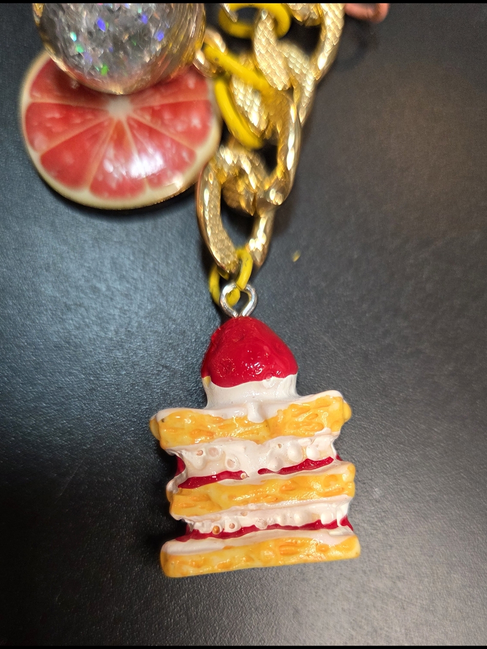 Butterfly keychain charm featuring yellow beaded stretch bracelet! - Picture 4 of 14